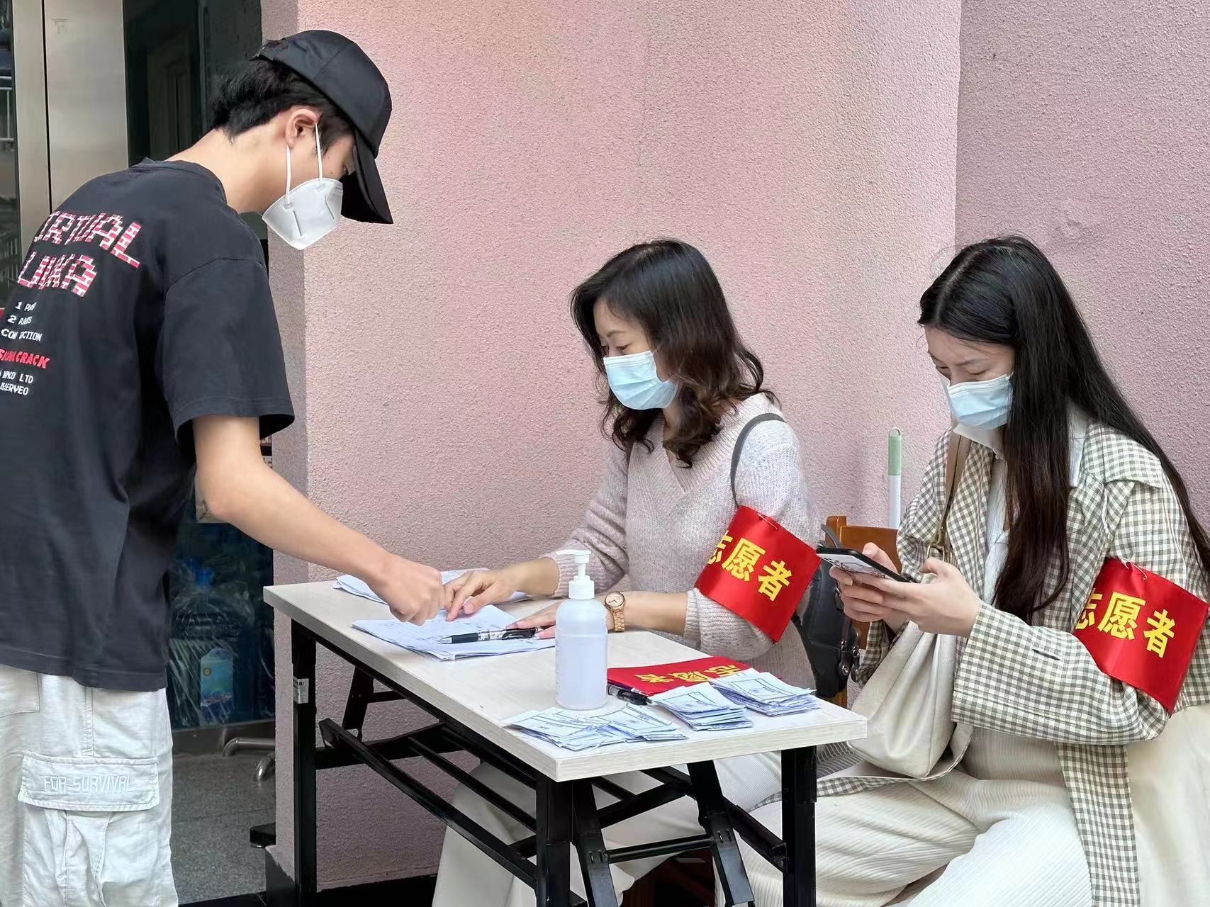 刘书记.jpg